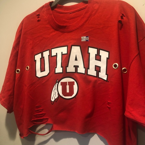 University of Utah red distressed gold eyelet crop - Picture 6 of 7